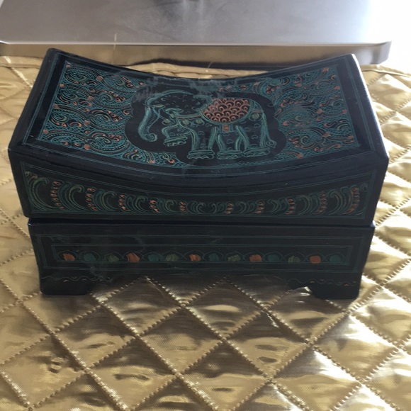Other - Wooden lacquer box